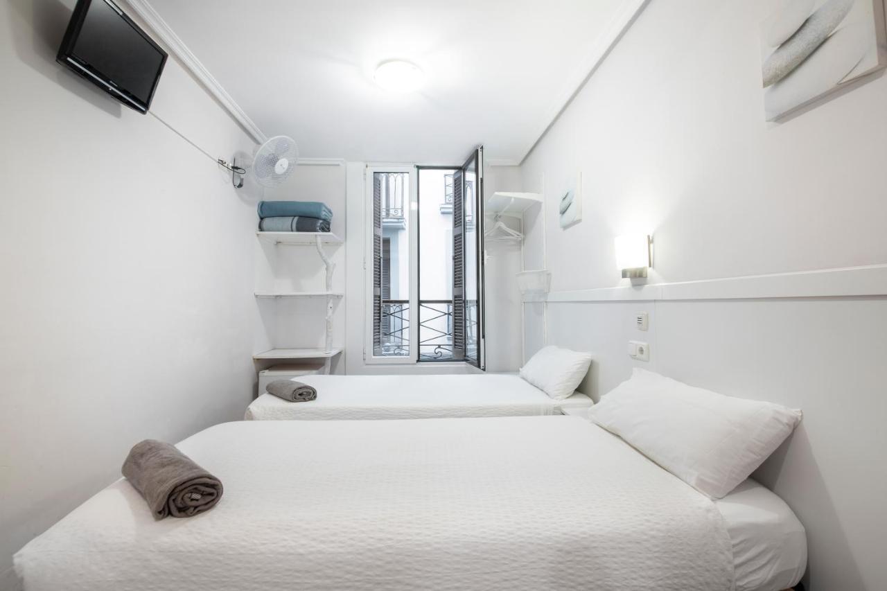 Pension Santa Clara Сан-Себастьян Экстерьер фото